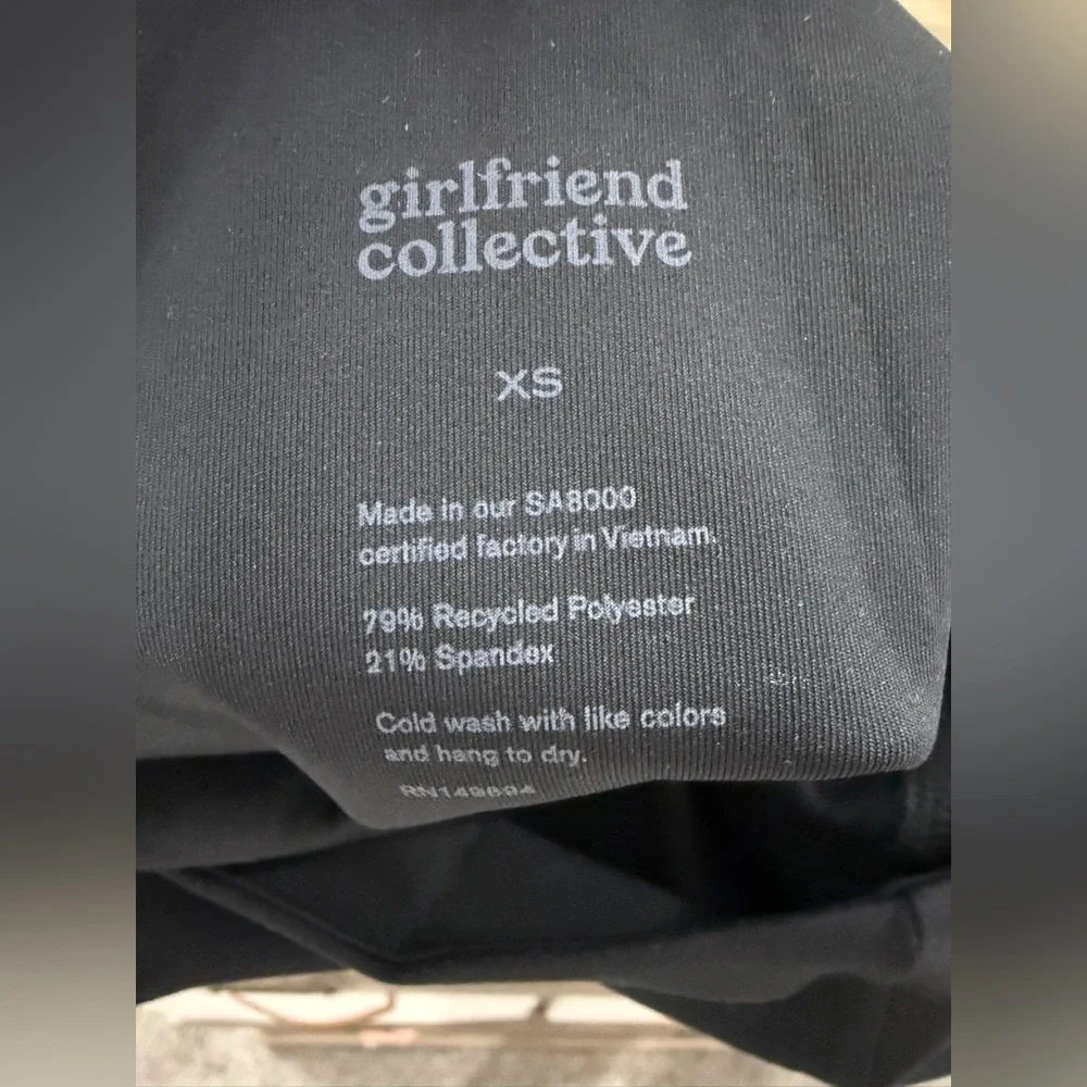 NWT GIRLFRIEND COLLECTIVE Black High-Rise Bike Short - Picture 9 of 10